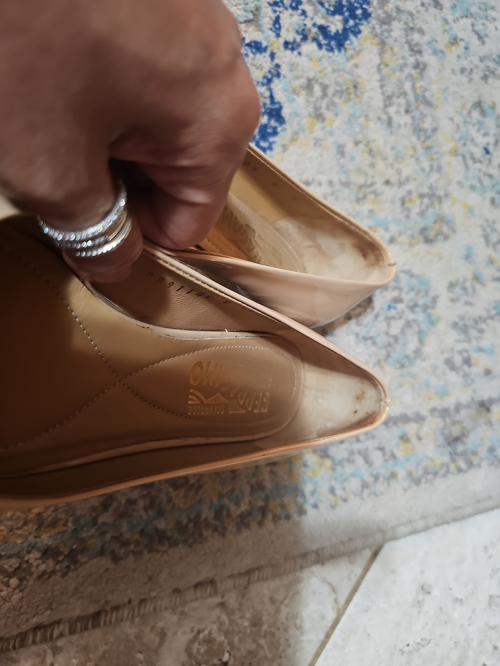 FERRAGAMO Varina Patent Leather Ballet Flats Size 6B - Picture 5 of 10